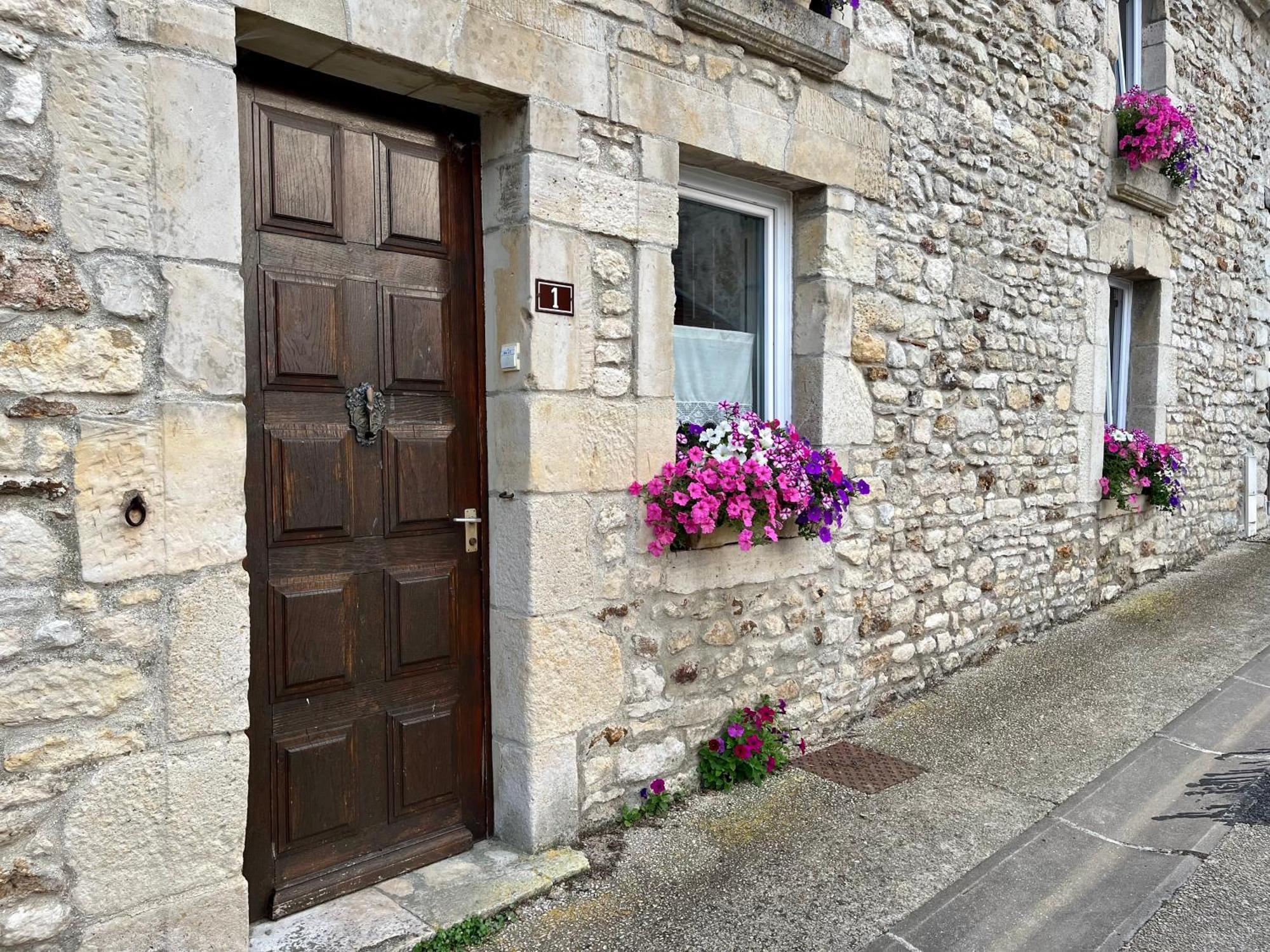 Chambres D'Hotes "La Je Ris" Lagery Exterior photo